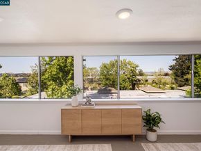 1909 Skycrest Dr 5, Walnut Creek CA 94595
