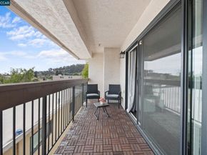 417 Evelyn Avenue 302, Albany CA 94706