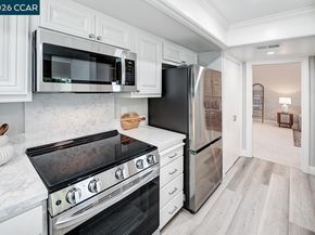 2625 Ptarmigan Dr 7, Walnut Creek CA 94595