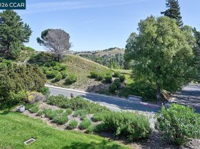 2625 Ptarmigan Dr 7, Walnut Creek CA 94595