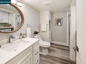 2625 Ptarmigan Dr 7, Walnut Creek CA 94595