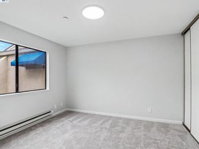 39450 Albany Cmn X, Fremont CA 94538