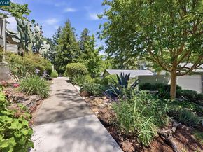 400 Suntree Ln 402, Pleasant Hill CA 94523