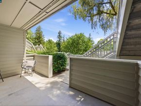 400 Suntree Ln 402, Pleasant Hill CA 94523