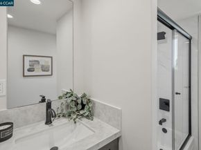 3017 Madeline St, Oakland CA 94602