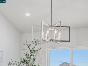 3017 Madeline St, Oakland CA 94602