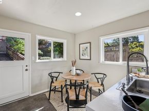 2452 Potomac St, Oakland CA 94602
