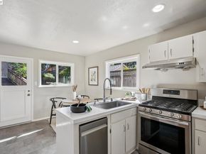 2452 Potomac St, Oakland CA 94602