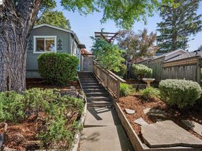 2452 Potomac St, Oakland CA 94602