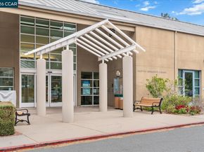 256 Mountaire Cir, Clayton CA 94517