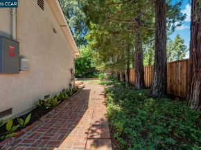 256 Mountaire Cir, Clayton CA 94517