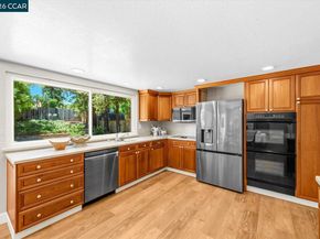256 Mountaire Cir, Clayton CA 94517
