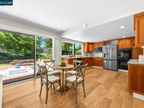 256 Mountaire Cir, Clayton CA 94517
