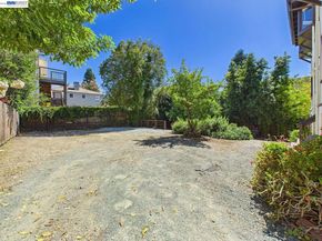 2366 Cedar St 3, Berkeley CA 94708