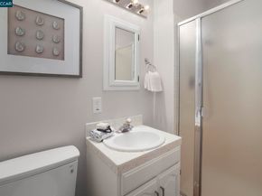 544 Ellery Pl, Hayward CA 94544