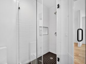 912-914 61st Street, Oakland CA 94608