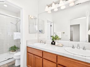 153 Gillette Pl 100, Livermore CA 94550