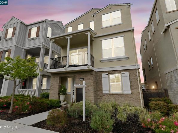 7195 Calistoga Ln, Dublin CA 94568