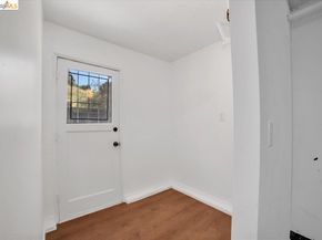 3830 Malcolm Ave, Oakland CA 94605