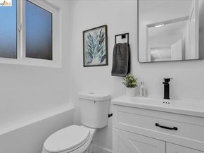 3830 Malcolm Ave, Oakland CA 94605