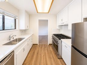 1313 Curtis St, Berkeley CA 94702
