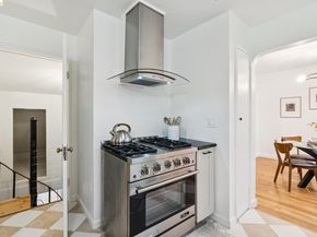 451 Taurus Ave, Oakland CA 94611