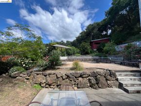 5284 Camino Alta Mira, Castro Valley CA 94546
