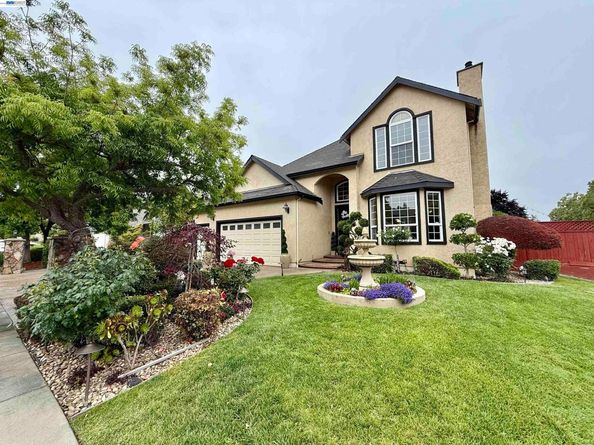 1284 Riesling Cir, Livermore CA 94550