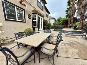 1284 Riesling Cir, Livermore CA 94550