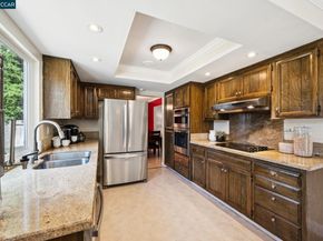 510 Mt Dell Drive, Clayton CA 94517