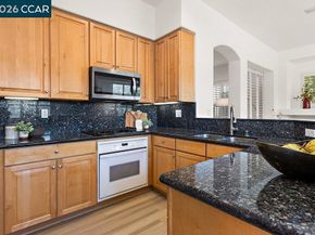 3024 Grey Eagle Dr, Walnut Creek CA 94595