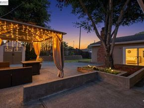 8023 Holanda Ln, Dublin CA 94568