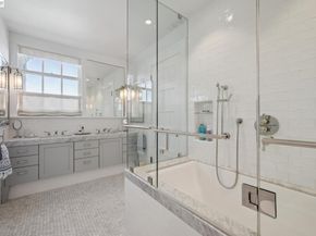 1121 Bay Street, Alameda CA 94501