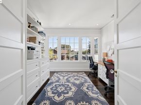 1121 Bay Street, Alameda CA 94501