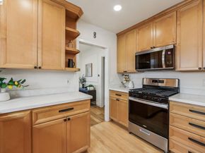 1211 Court St, Alameda CA 94501