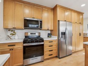 1211 Court St, Alameda CA 94501