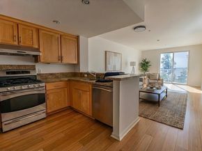 301 Crescent Ct 3307, San Francisco CA 94134