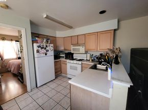 1826 Vicksburg Ave, Oakland CA 94601
