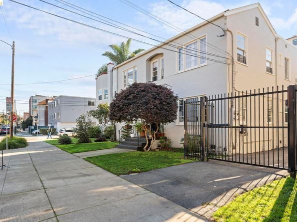 359 41st St, Oakland CA 94609