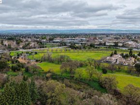 8185 Arroyo Dr 4, Pleasanton CA 94588