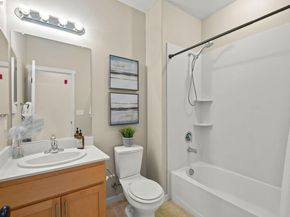 157 Zephyr Pl 109, Livermore CA 94550