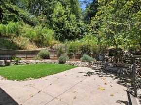 18 Conrad Ct, Oakland CA 94611