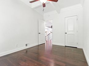 18 Conrad Ct, Oakland CA 94611