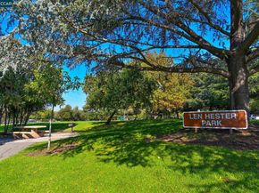 1218 Hookston Rd, Concord CA 94518