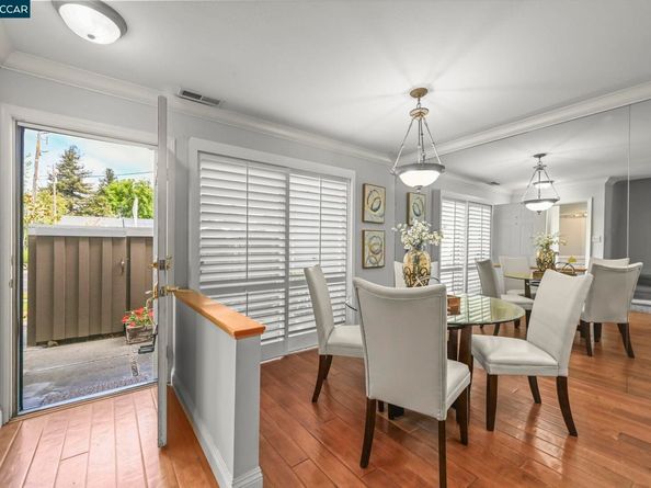 1218 Hookston Rd, Concord CA 94518