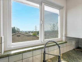 18286 Center St, Castro Valley CA 94546