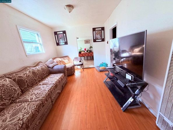 2625 75th Ave, Oakland CA 94605