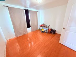 2625 75th Ave, Oakland CA 94605