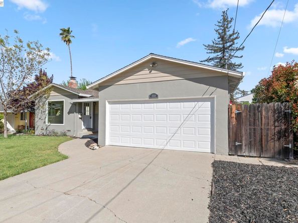 2950 Kelly St, Livermore CA 94551