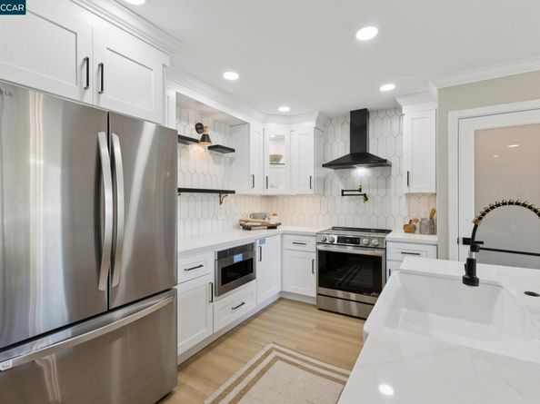 2101 Golden Rain Rd 14, Walnut Creek CA 94595
